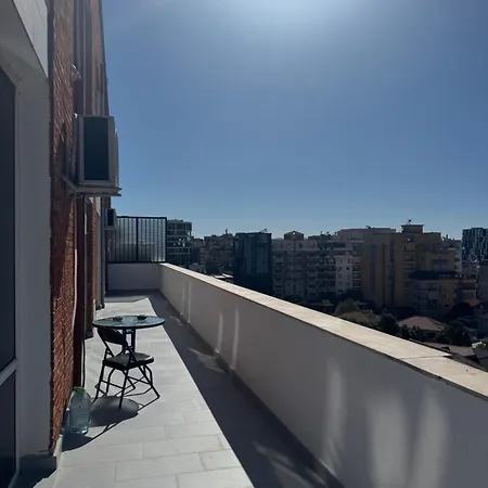 With View 아파트 티라나