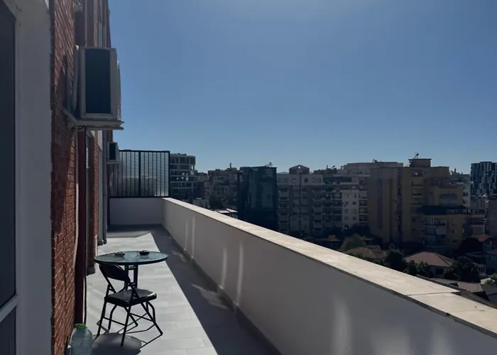 With View Apartamento Tirana